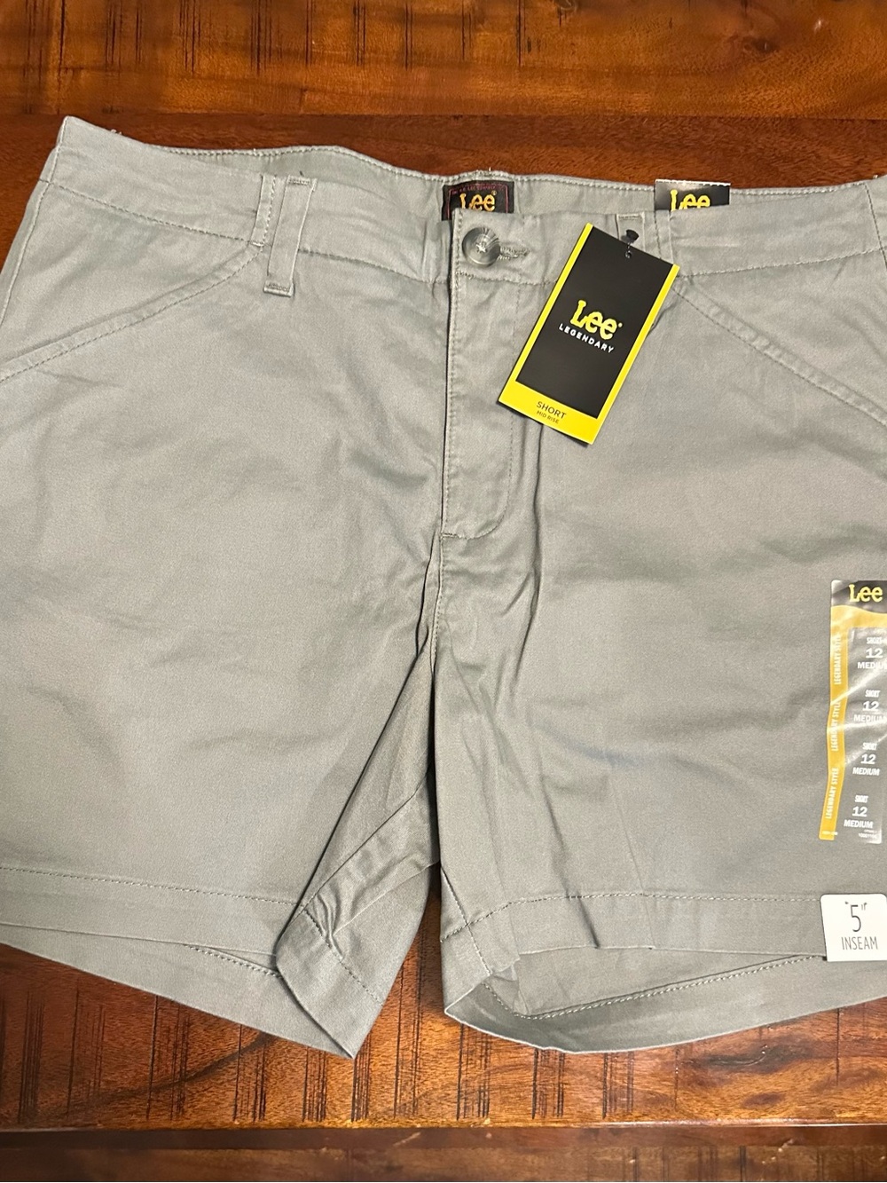 Lee women’s forrest green Shorts